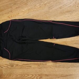 POP Fit Classic Black Leggings With Pink Accents